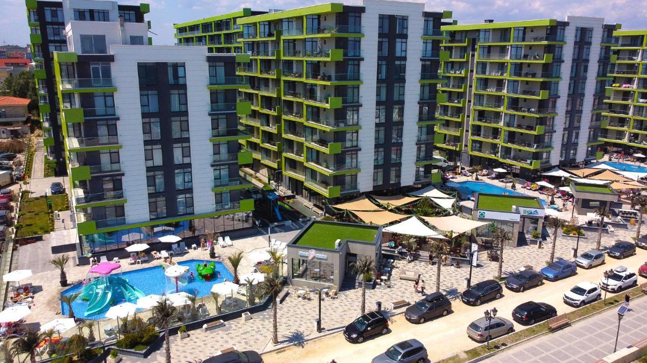 Rebeq Aparthotel Alezzi Beach Năvodari 외부 사진