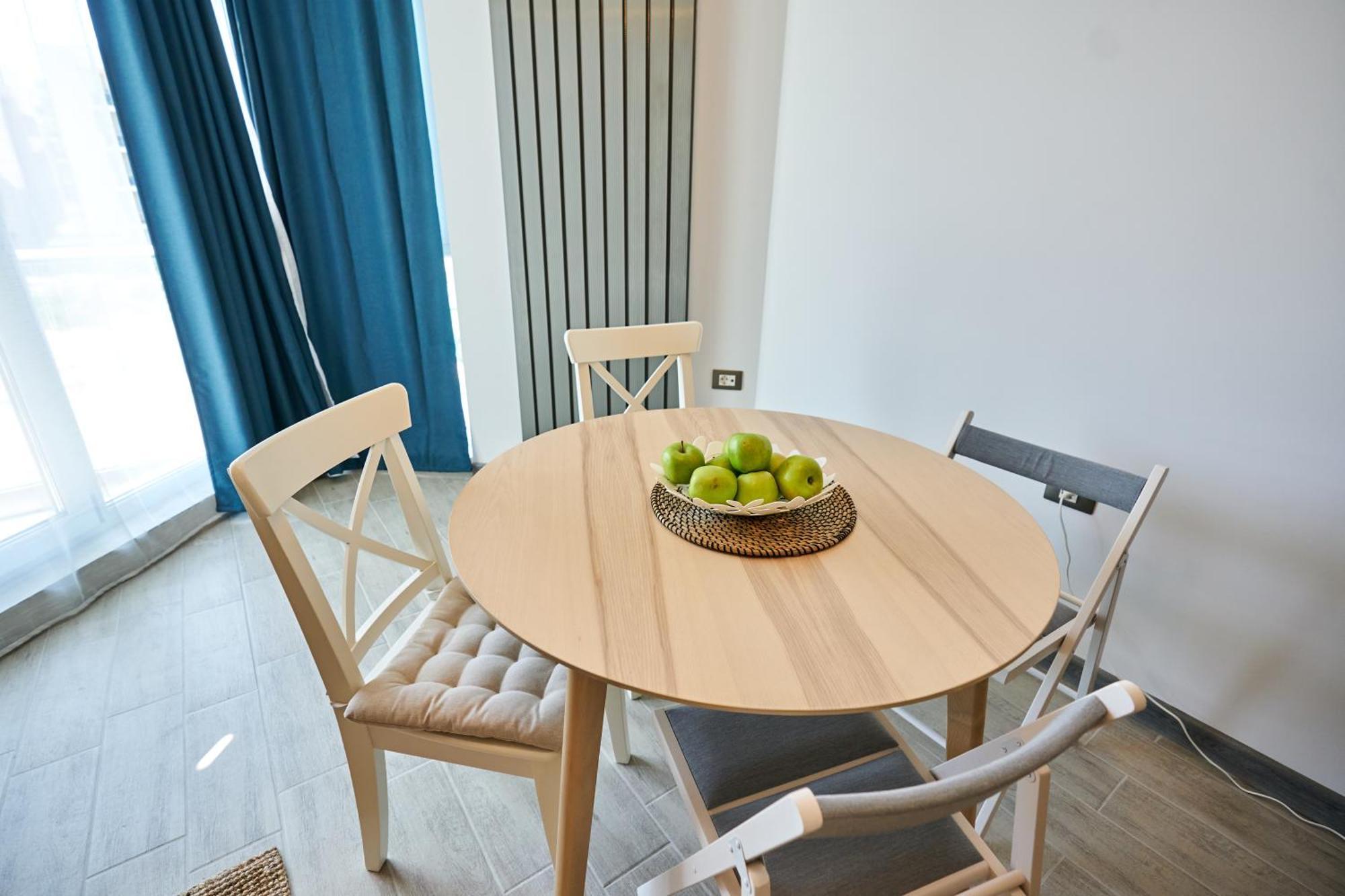 Rebeq Aparthotel Alezzi Beach Năvodari 객실 사진